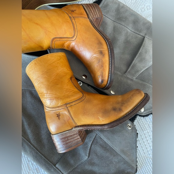 FRYE | Short Sunrise Campus Boots 10L - Picture 3 of 8